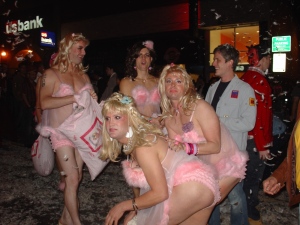Drag queen pillow fight on Castro Street (Halloween 2005)